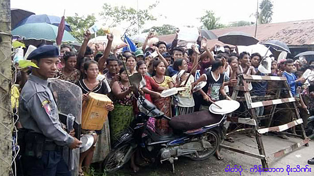 Myanmar Officials Plan to Fortify Border Fence Between Rakhine State and Bangladesh