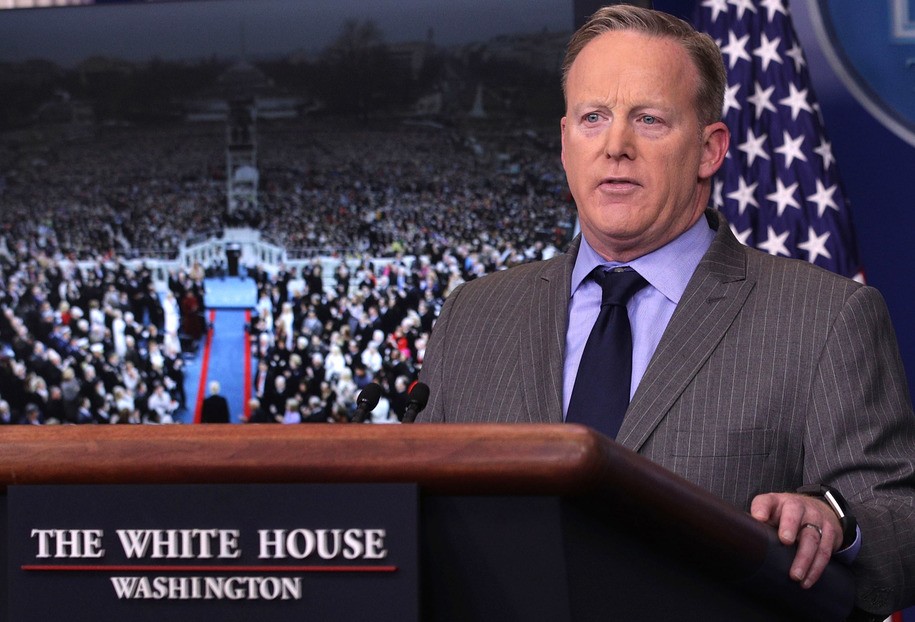 White house retaliates against cnn: no trump officials will appear on the network